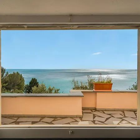 La Terrazza Sul Mare Private Parking Ac Big Terrace Daire *